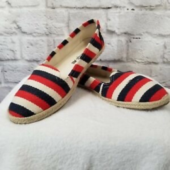 American Eagle Size 9.5 Flats - Picture 2 of 6
